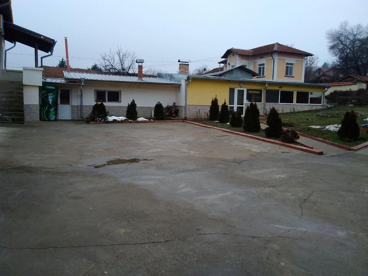 Hotel Toni Bukovlŭk Exterior foto